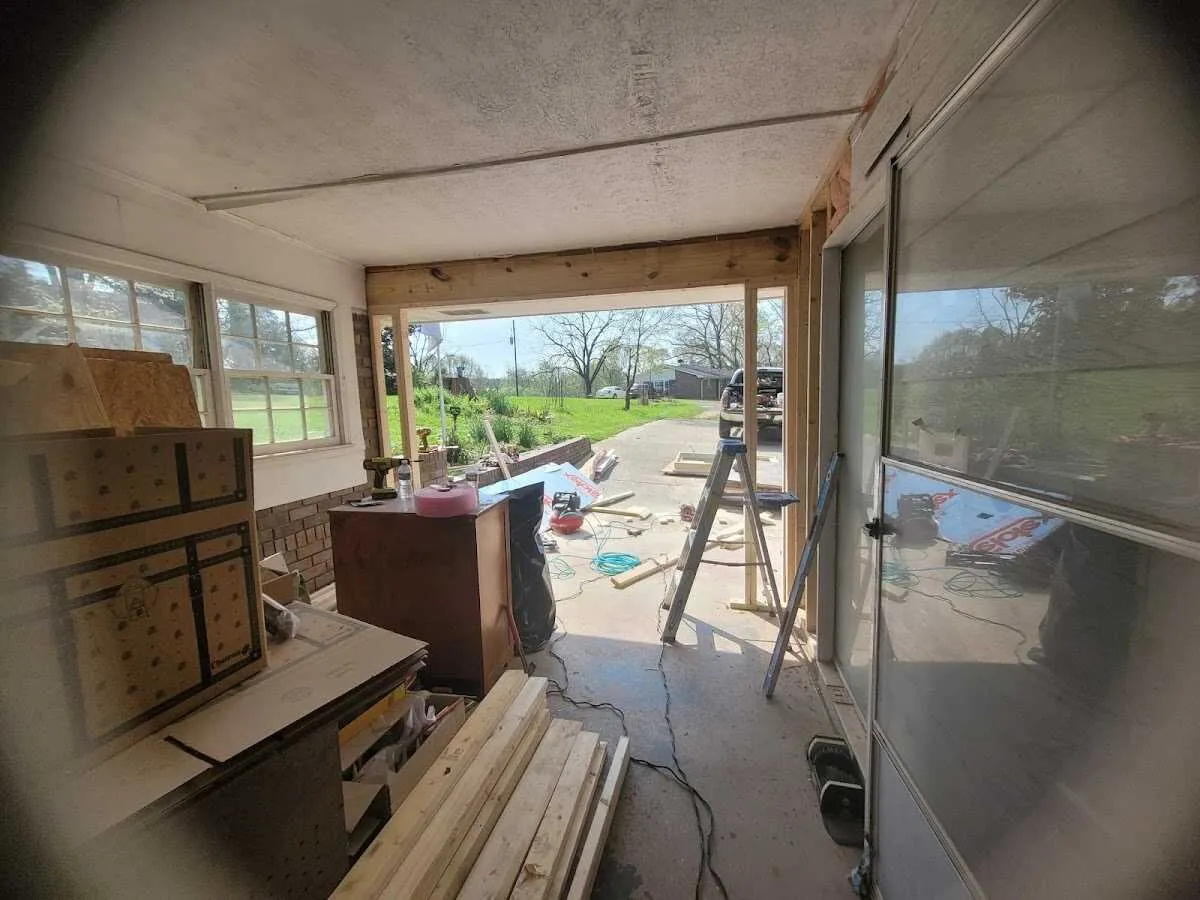 Air movers and dehumidifier for Water Mitigation Services in Pukalani